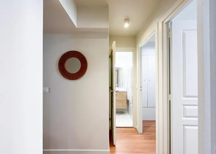 Urbanflat 03 - 4 Bedroom In Center Of
